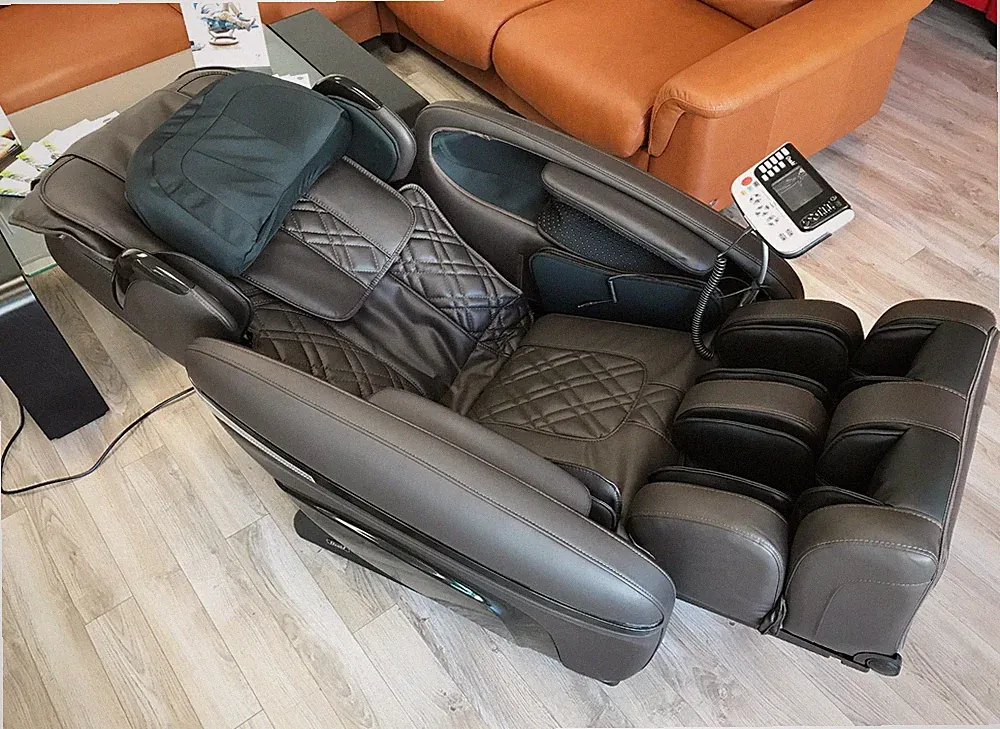 OSAKI 7200H Pinnacle Quad Roller Massage Chair Zero Gravity Recliner Heat Brown